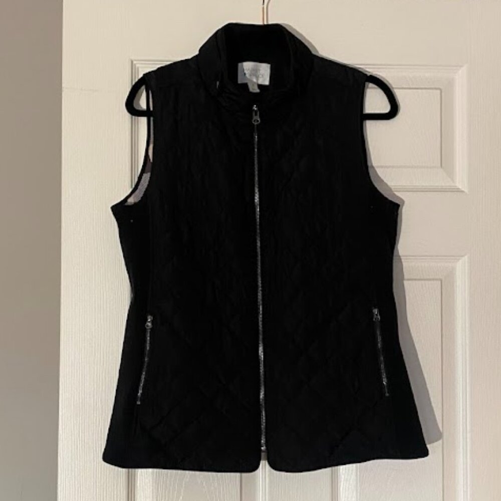 Market & Spruce women's black quilted vest, size M